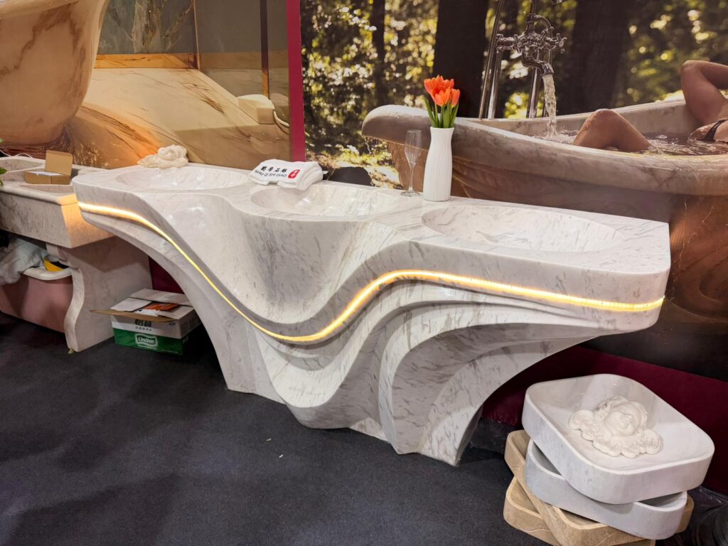 Știai că piatra naturală poate deveni artă decorativă?